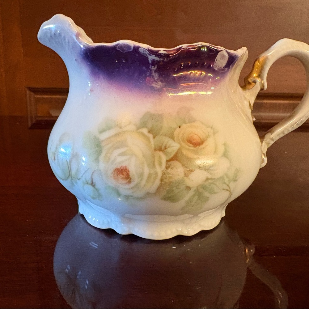 Leuchtenberg Porcelain Elegant Creamer